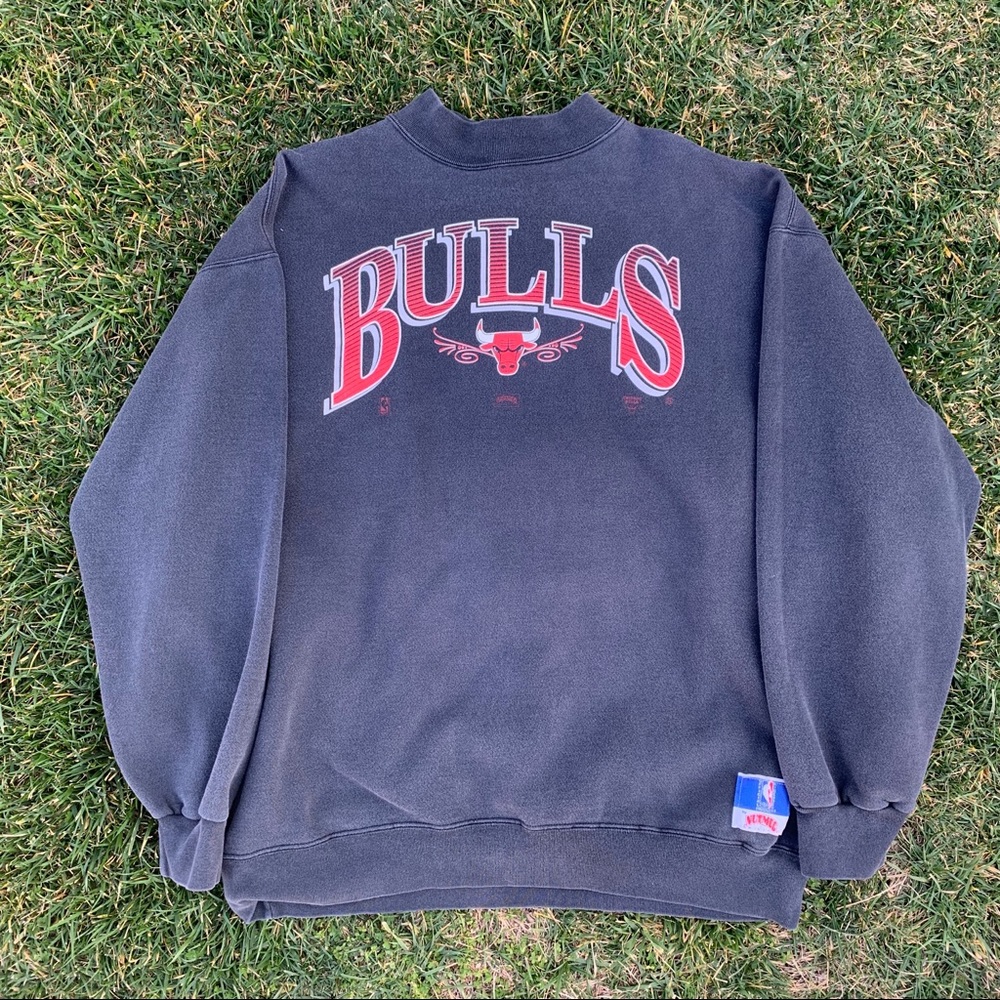 CHICAGO BULLS NUTMEG CREWNECK